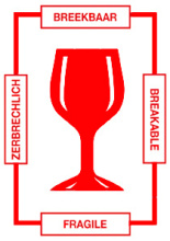 Behandelingsetiket breekbaar, fragile, breakable en zerbrechlich