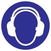 Blauw bord met pictogram om aan te duiden dat gehoorbescherming verplicht is - ISO7010 - M003