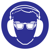 Blauwe sticker met pictogram om aan te duiden dat gehoor en oogbescherming verplicht is