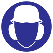 Blauwe sticker met pictogram om aan te duiden dat een helm en gehoorbescherming verplicht is