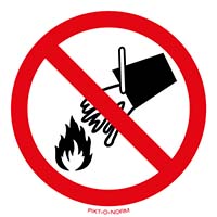 Pictogram niet met water blussen volgens ISO 7010